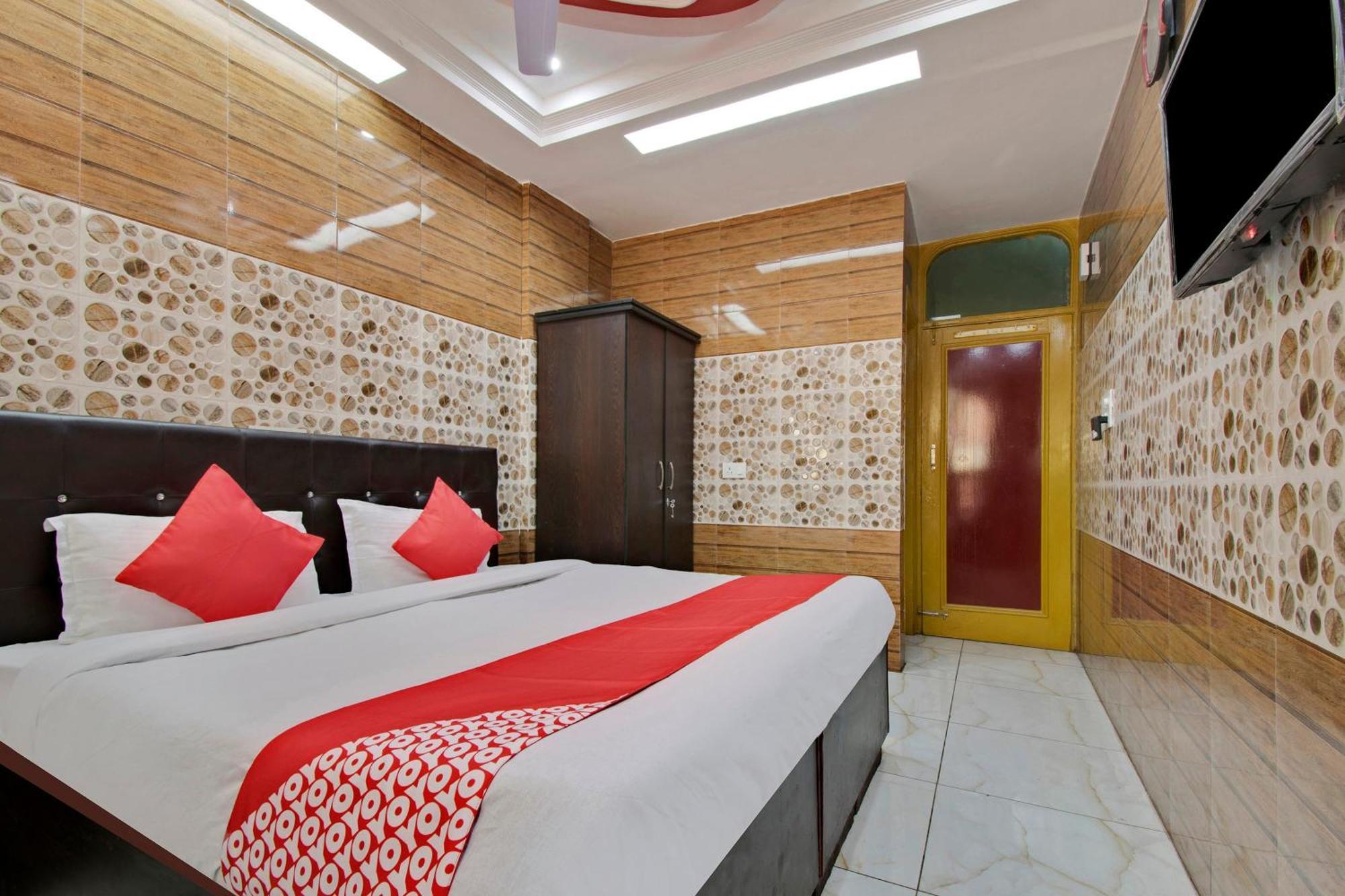 Hotel O Ajay Джамму Экстерьер фото