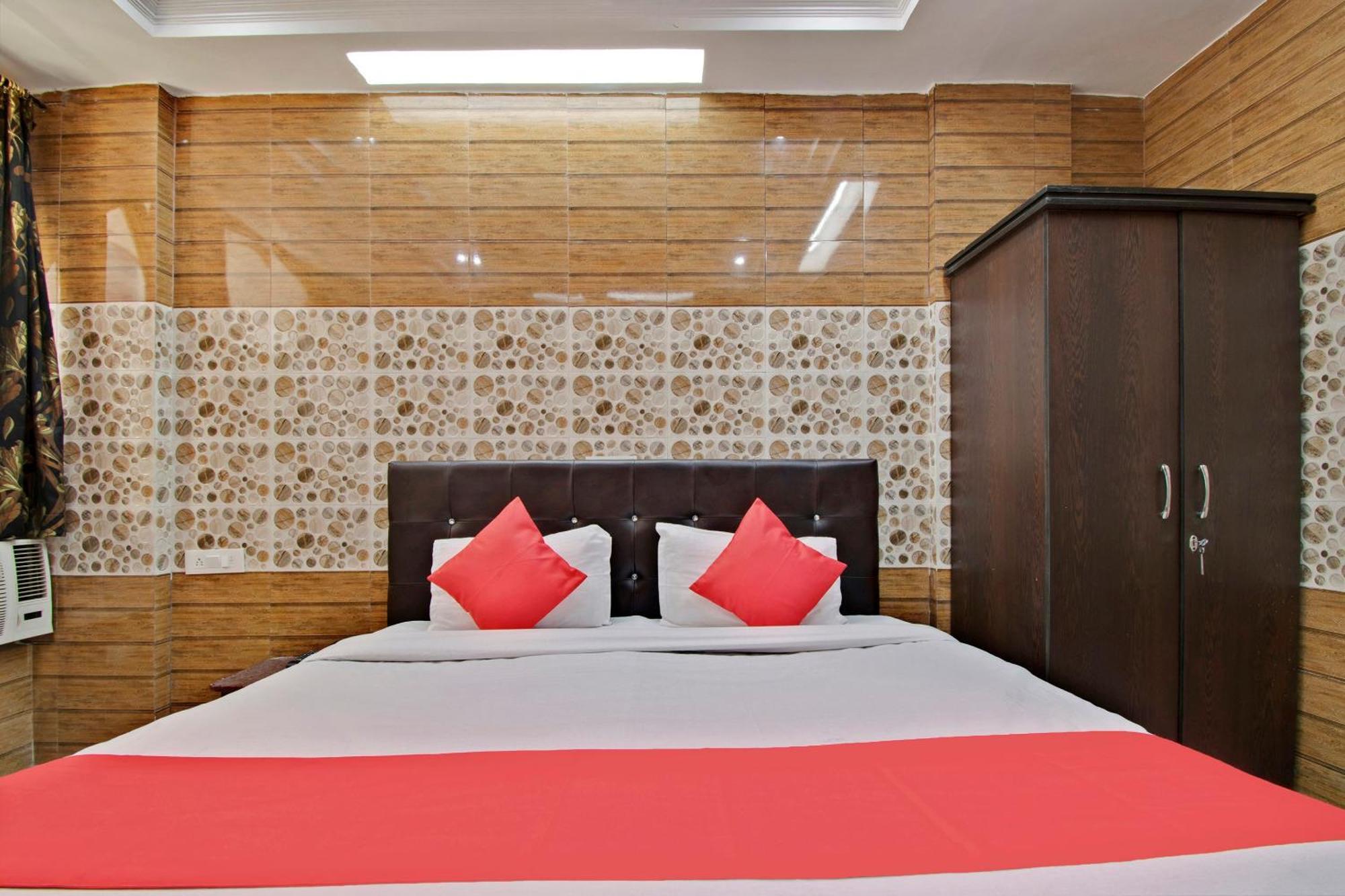 Hotel O Ajay Джамму Экстерьер фото